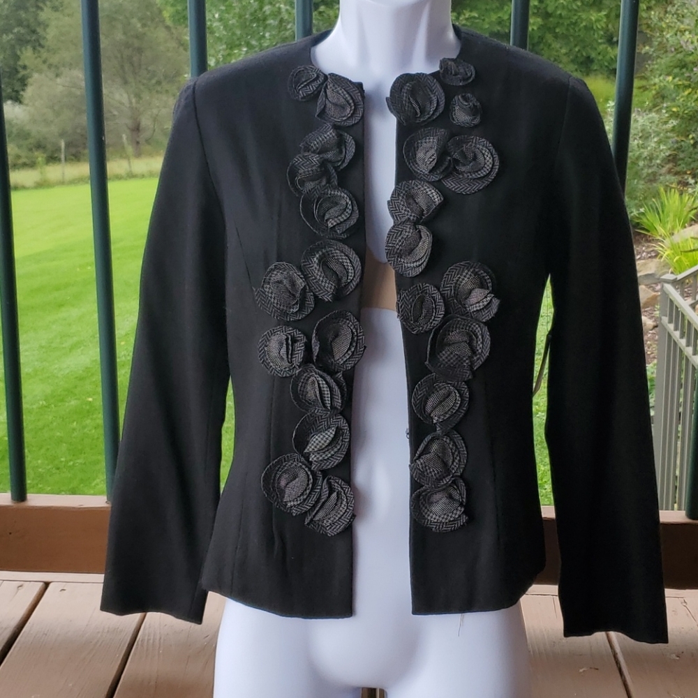 New Coldwater Creek Classic Flower Trimmed Black & Gray Wool Jacket/ Blazer Sz 8